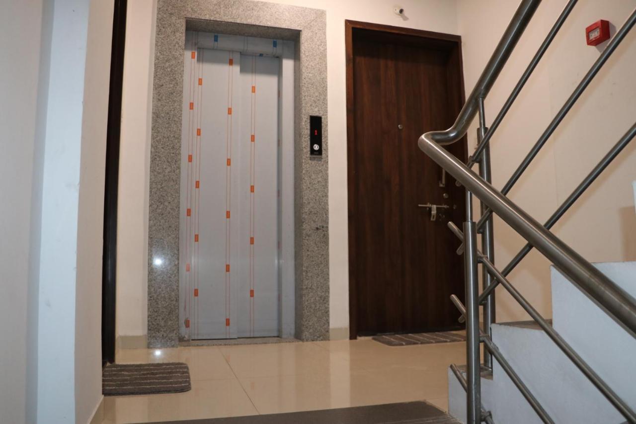 Service Apartments, Baner, Pune Ngoại thất bức ảnh
